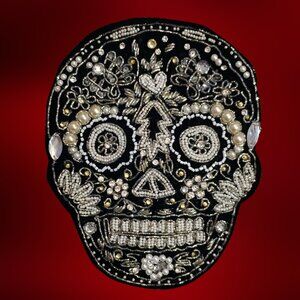 🖤 Beaded Skull Crossbody Purse – Gothic Glam Statement Bag